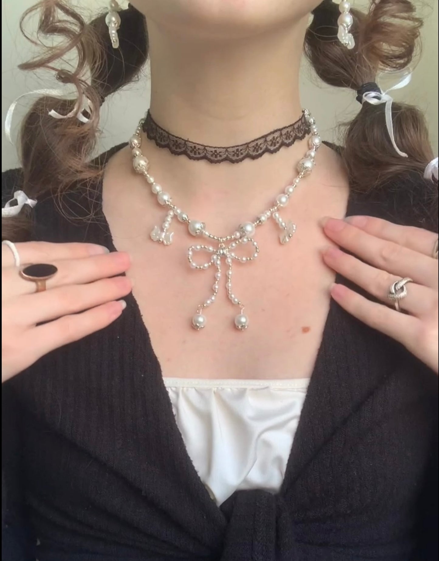 Pearl Bow Necklace