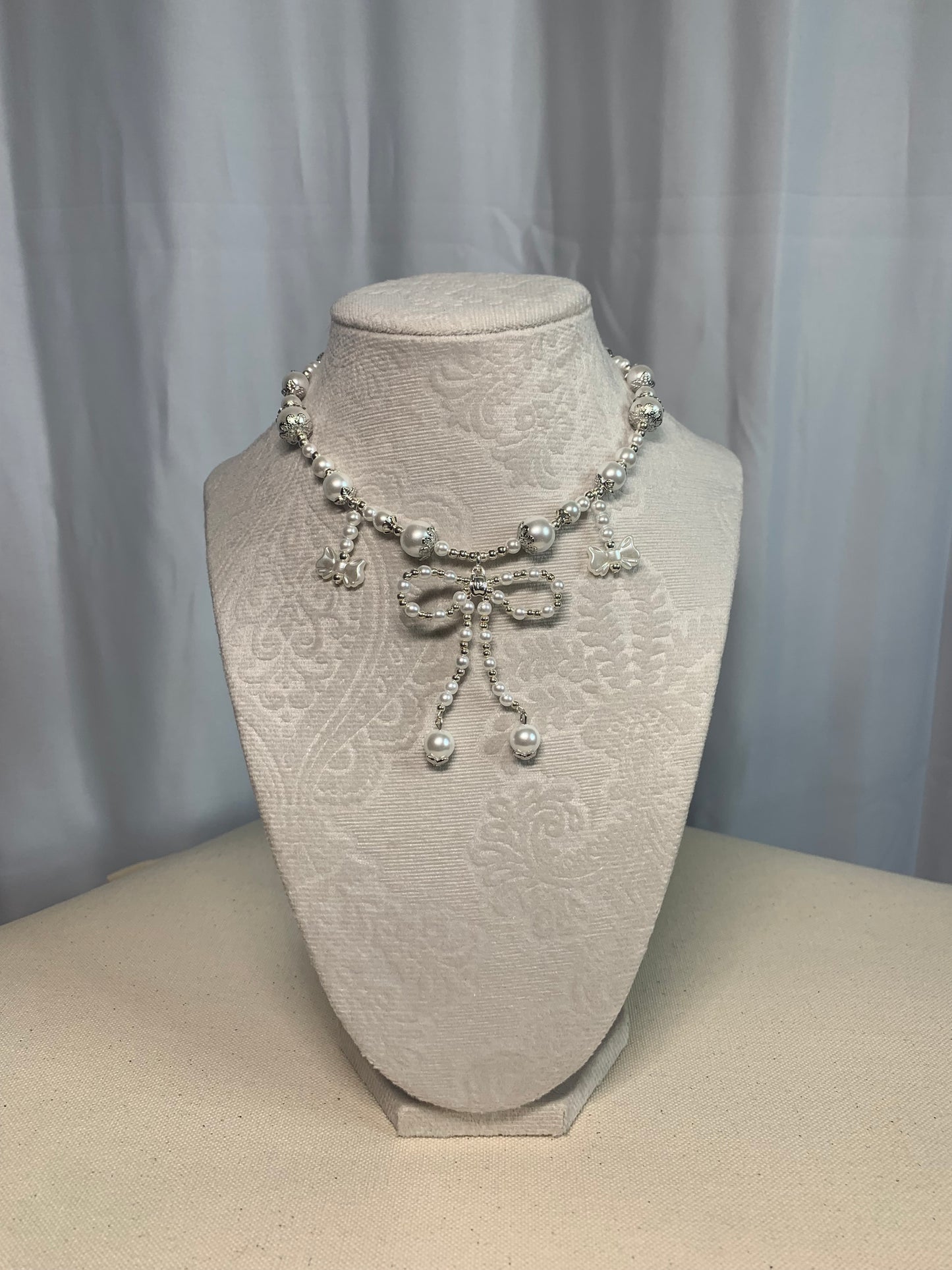 Pearl Bow Necklace